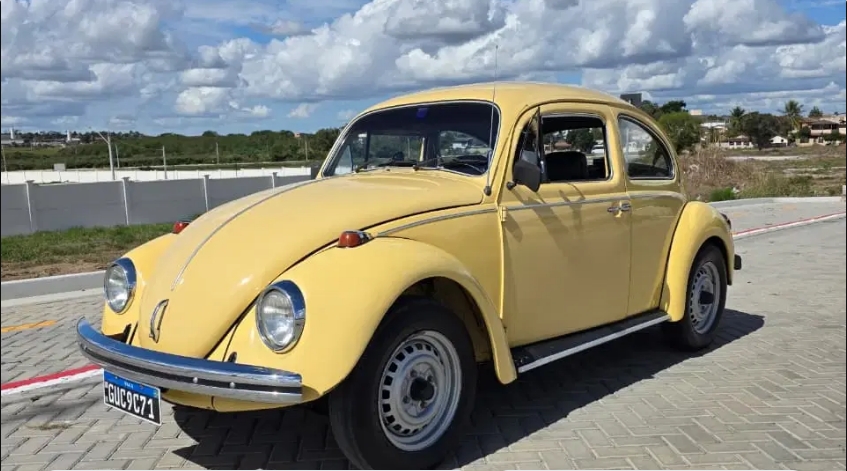 Fusca Amarelo 1980 entregue pela Auto Retrô Clássicos